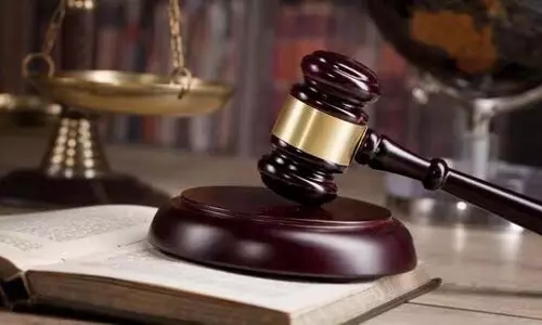 Noida: सौतेली बेटी से बलात्कार के मामले में व्यक्ति को 20 साल जेल की सजा Noida: सौतेली बेटी से बलात्कार के मामले में व्यक्ति को 20 साल जेल की सजा