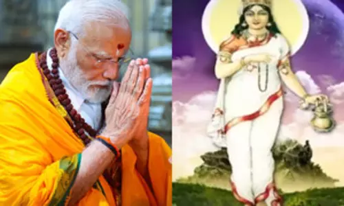नवरात्रि के दूसरे दिन मां ब्रह्मचारिणी की पूजा, पीएम मोदी समेत कई नेताओं ने दी शुभकामनाएं
