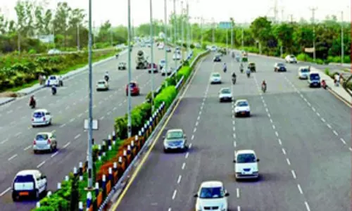 एक्सीडेंट की रोकथाम के लिए सीआरआरआई करेगी नोएडा एक्सप्रेस वे का सर्वे