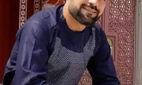 Rashid Khan ने बंदूकों के साये में अपने भाइयों की शादी की Rashid Khan ने बंदूकों के साये में अपने भाइयों की शादी की