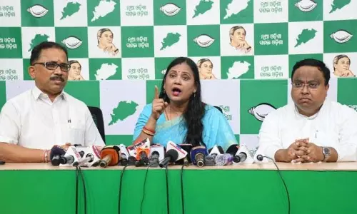 झारखंड चुनाव से पहले ओडिशा राजभवन भाजपा का ‘वॉर रूम’ बन गया  BJD