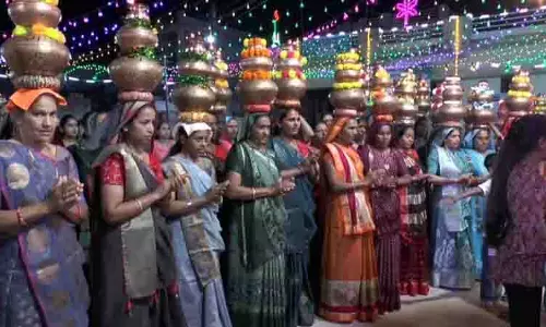 Gujarat : साबरकांठा के ईडर में अनोखा गरबा Gujarat : साबरकांठा के ईडर में अनोखा गरबा