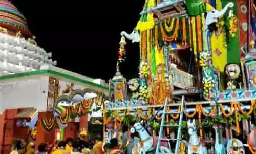 Odisha: नवरात्रि पर जाजपुर में देवी बिरजा का रथ निकला