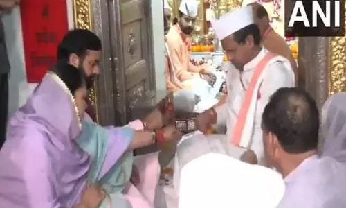 नवरात्रि के दूसरे दिन: Haryana CM ने मनसा देवी मंदिर में पूजा-अर्चना की नवरात्रि के दूसरे दिन: Haryana CM ने मनसा देवी मंदिर में पूजा-अर्चना की