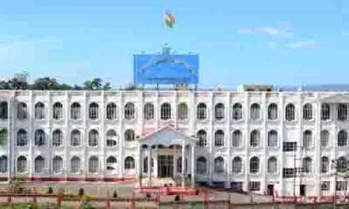 Meghalaya : एचसी ने छत शीट की खरीद के लिए निविदा प्रक्रिया पर रोक लगा दी