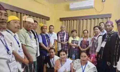 Arunachal : ताई खामती, सिंगफो नेताओं ने सीतारमण से मुलाकात की
