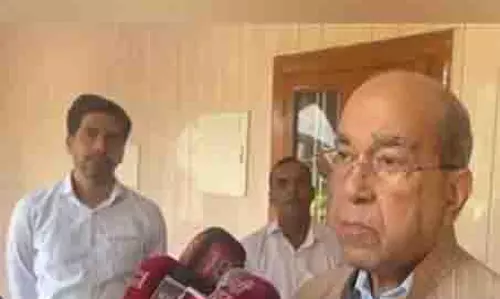 शिखर का निर्माण शुरू हो गया है: राम जन्मभूमि निर्माण पर Nripendra Mishra शिखर का निर्माण शुरू हो गया है: राम जन्मभूमि निर्माण पर Nripendra Mishra
