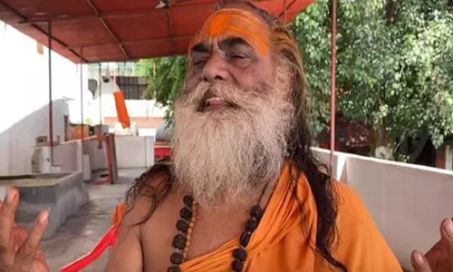 केवल सनातन धर्म के प्रति समर्पित लोगों को ही कुंभ मेले में आना चाहिए: Mahant Hari Giri केवल सनातन धर्म के प्रति समर्पित लोगों को ही कुंभ मेले में आना चाहिए: Mahant Hari Giri