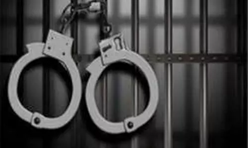 Government स्कूल के प्रधानाध्यापक को छात्राओं का यौन उत्पीड़न करने के आरोप में गिरफ्तार किया गया Government स्कूल के प्रधानाध्यापक को छात्राओं का यौन उत्पीड़न करने के आरोप में गिरफ्तार किया गया