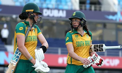 South Africa ने वेस्टइंडीज पर 10 विकेट से जीत के साथ अभियान की शुरुआत की South Africa ने वेस्टइंडीज पर 10 विकेट से जीत के साथ अभियान की शुरुआत की