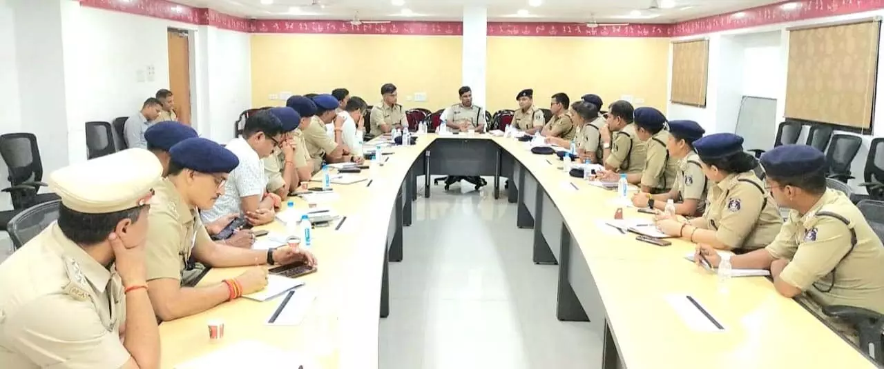 रायपुर SSP ने दुर्गा पूजा के दौरान अतिरिक्त फोर्स लगाने के निर्देश