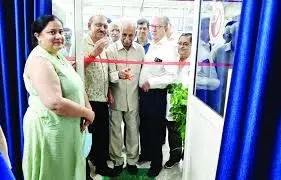 स्वामी विवेकानंद अस्पताल ने YAG लेजर उपचार शुरू किया स्वामी विवेकानंद अस्पताल ने YAG लेजर उपचार शुरू किया
