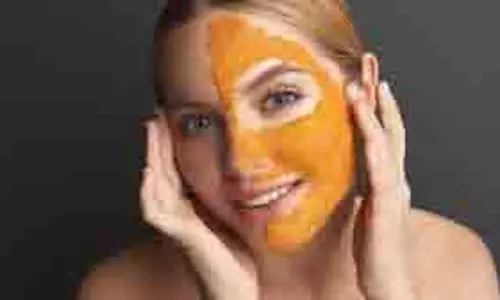 Beauty Tips: चेहरे पर लाना है नेचुरल ग्लो तो चेहरे पर इस तरह करें सब्जियों का इस्तेमाल Beauty Tips: चेहरे पर लाना है नेचुरल ग्लो तो चेहरे पर इस तरह करें सब्जियों का इस्तेमाल