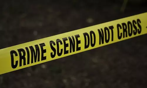 महिला का शव मिलने से मचा हड़कंप, प्राइवेट पार्ट से बह रहा था खून