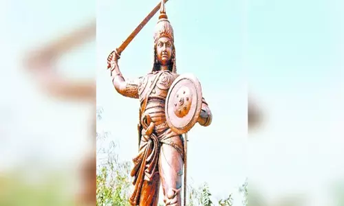 रानी दुर्गावती: अतीत का गौरव और वर्तमान समय की आदर्श रानी दुर्गावती: अतीत का गौरव और वर्तमान समय की आदर्श