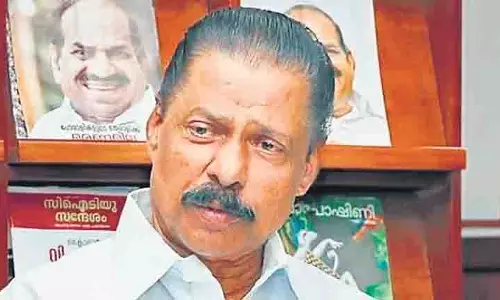 Kerala : मलप्पुरम जिले के मालिकाना हक किसी के पास नहीं हैं, सीपीएम ने कहा Kerala : मलप्पुरम जिले के मालिकाना हक किसी के पास नहीं हैं, सीपीएम ने कहा