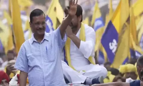 Kejriwal ने मतदाताओं से बेहतर भविष्य के लिए मतदान करने का आग्रह किया