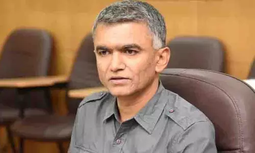 Karnataka : राजस्व मंत्री बायरे गौड़ा ने कहा कि पहले भाजपा नेताओं को पद छोड़ना चाहिए Karnataka : राजस्व मंत्री बायरे गौड़ा ने कहा कि पहले भाजपा नेताओं को पद छोड़ना चाहिए