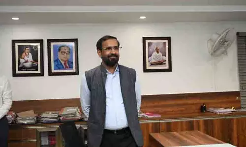 Karnataka : बीडीए प्रमुख ने कर्मचारियों पर नकेल कसी, दैनिक कार्य रिपोर्ट मांगी Karnataka : बीडीए प्रमुख ने कर्मचारियों पर नकेल कसी, दैनिक कार्य रिपोर्ट मांगी