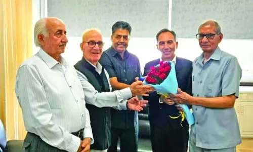 J&K: पूर्व न्यायिक अधिकारी संघ ने मुख्य न्यायाधीश ताशी रबस्तान को सम्मानित किया