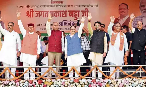भ्रष्टाचार चरम पर, सरकार केंद्रीय सहायता पर निर्भर: JP Nadda