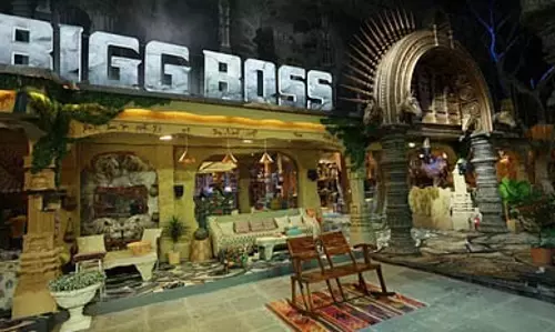 Bigg Boss 18 में घर वालों के लिए टेलीफोन की सुविधा उपलब्ध Bigg Boss 18 में घर वालों के लिए टेलीफोन की सुविधा उपलब्ध