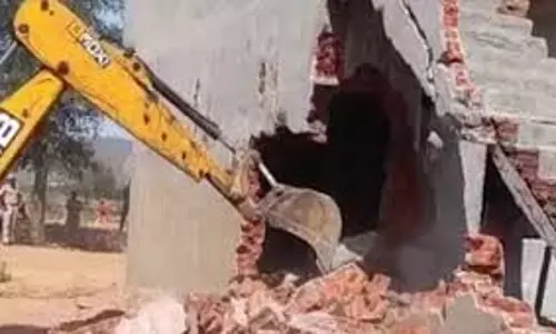 Jaipur: जेडीए के प्रवर्तन दस्ते ने अवैध निर्माणों को किया ध्वस्त Jaipur: जेडीए के प्रवर्तन दस्ते ने अवैध निर्माणों को किया ध्वस्त