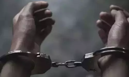 TVK पदाधिकारी पर धोखाधड़ी का मामला दर्ज