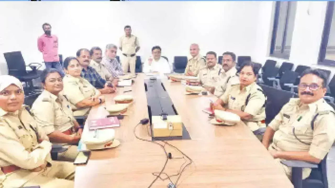 Telangana: परिवहन विभाग ने 1,436 करोड़ रुपये का रिकॉर्ड संग्रह किया Telangana: परिवहन विभाग ने 1,436 करोड़ रुपये का रिकॉर्ड संग्रह किया
