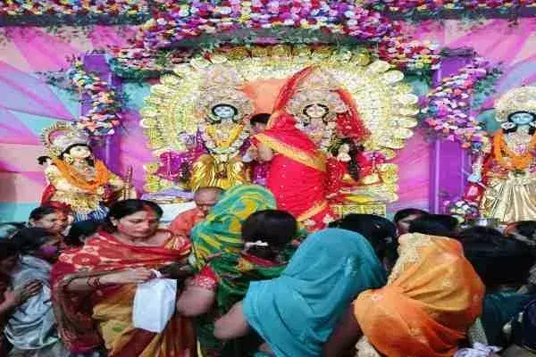 Latehar में भगवान राम व अन्य भाइयों का मनाया गया विवाह उत्सव Latehar में भगवान राम व अन्य भाइयों का मनाया गया विवाह उत्सव