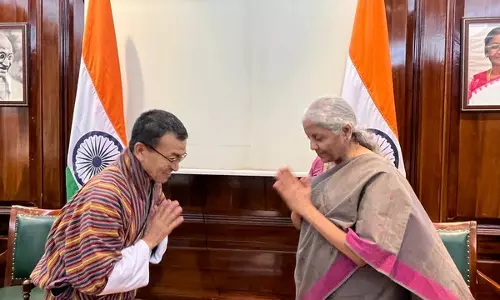 Sitharaman ने भूटानी समकक्ष से मुलाकात की, विकास समर्थन और फिनटेक संबंधों की पुष्टि की