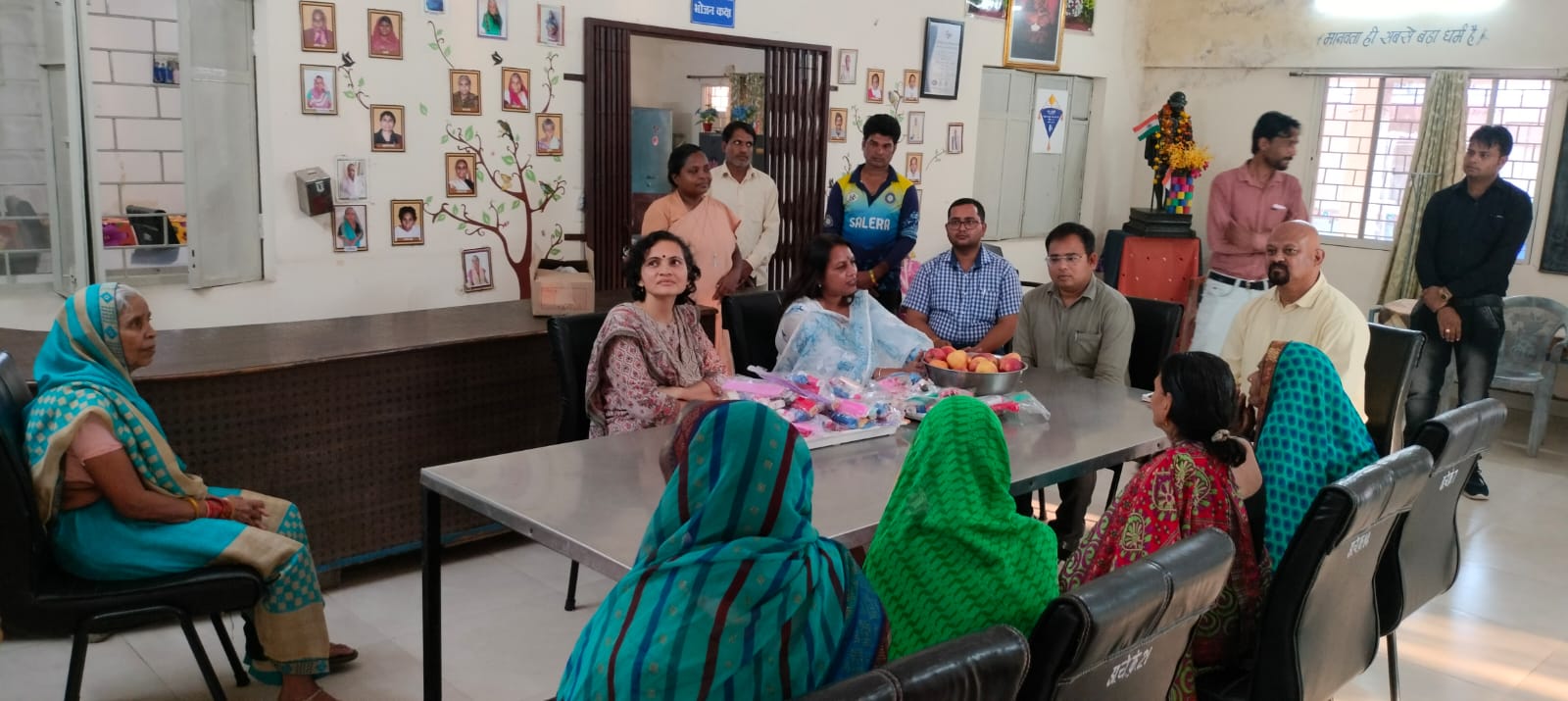 Sonali Wayangankar ने महात्मा गांधी वृद्धाश्रम, विकलांग पुर्नवास केन्द्र जिज्ञासा संस्था का किया निरीक्षण