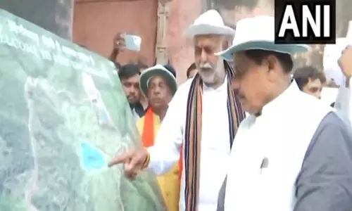 CM मोहन यादव और कैबिनेट मंत्रियों ने दमोह में रानी दुर्गावती से जुड़े पर्यटन स्थलों का दौरा किया CM मोहन यादव और कैबिनेट मंत्रियों ने दमोह में रानी दुर्गावती से जुड़े पर्यटन स्थलों का दौरा किया