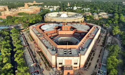 Wakf Amendment Bill: संसद की संयुक्त समिति की बैठक 14-15 अक्टूबर को होगी Wakf Amendment Bill: संसद की संयुक्त समिति की बैठक 14-15 अक्टूबर को होगी