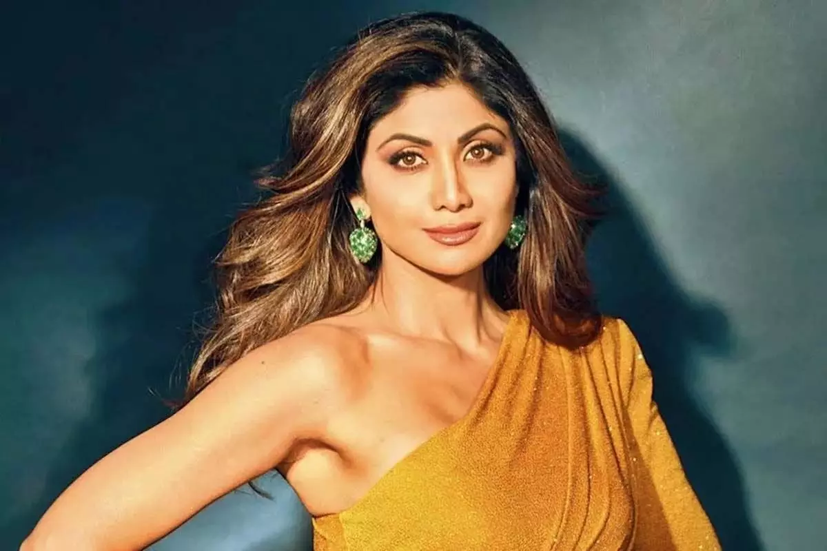 Shilpa Shetty: महिलाओं को शक्ति और ताकत से जोड़ा जाना चाहिए