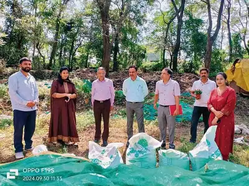 Himachal : युवा उद्यमी ने वर्मीकम्पोस्ट उद्यम के लिए प्रशंसा प्राप्त की