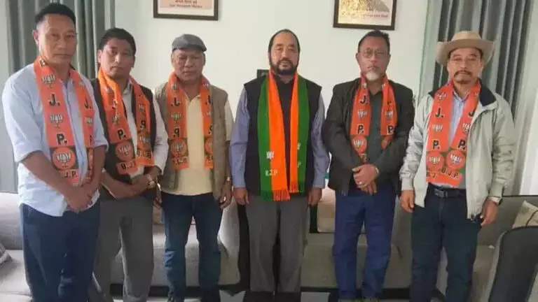 Nagaland : पैटन ने पार्टी पदाधिकारियों के साथ बैठक की