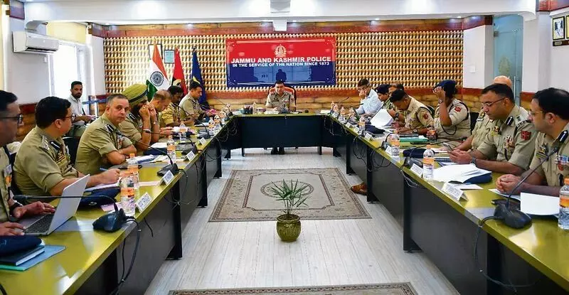 Kashmir IG: नार्को, आतंकवाद मामलों में दोषसिद्धि दर में सुधार करें