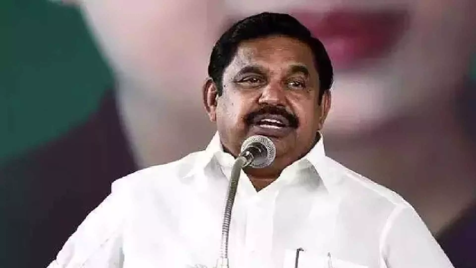 Palaniswami का कहना है कि बुनकरों को 2023 से त्योहार सब्सिडी नहीं दी गई