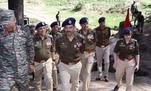 Jammu: अधिकारियों ने ज़ियारत दस्तगीर साहिब सराय बाला में व्यवस्थाओं को अंतिम रूप दिया Jammu: अधिकारियों ने ज़ियारत दस्तगीर साहिब सराय बाला में व्यवस्थाओं को अंतिम रूप दिया