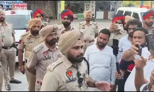 Punjab: आप कार्यकर्ताओं के बीच झड़प में 2 लोग गोली लगने से घायल