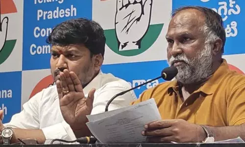 Jagga Reddy हरीश राव के जवाब में केसीआर के फार्महाउस पर विरोध प्रदर्शन करेंगे