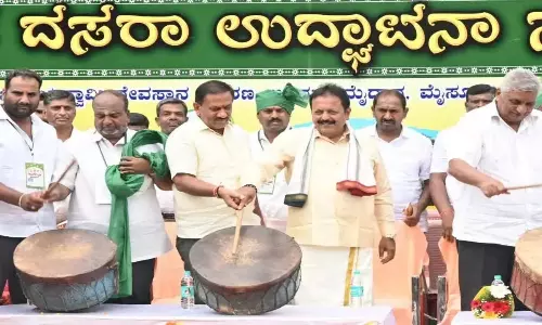 Karnataka: मंत्री ने किसान हितैषी सरकार के प्रति अपनी प्रतिबद्धता दोहराई Karnataka: मंत्री ने किसान हितैषी सरकार के प्रति अपनी प्रतिबद्धता दोहराई