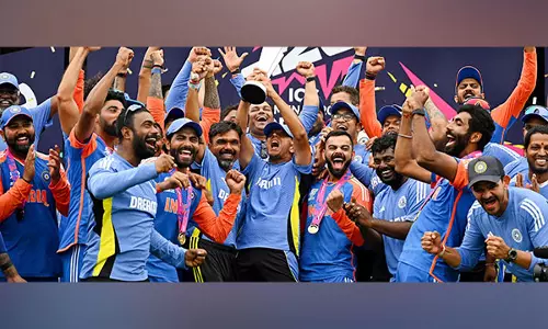 भारतीय T20 World Cup विजेता खिलाड़ियों ने अपनी टीम के दबंग खिलाड़ी का खुलासा किया भारतीय T20 World Cup विजेता खिलाड़ियों ने अपनी टीम के दबंग खिलाड़ी का खुलासा किया