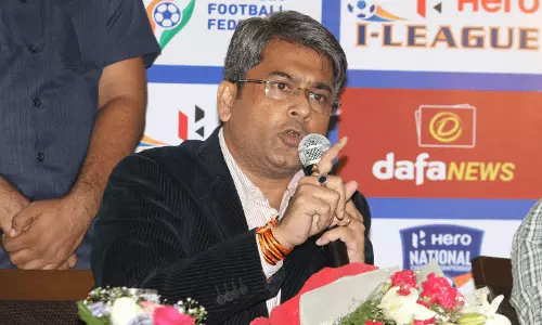AIFF अध्यक्ष : प्रशंसकों ने ‘ऊंचाई की कमी’ वाली टिप्पणी की आलोचना की