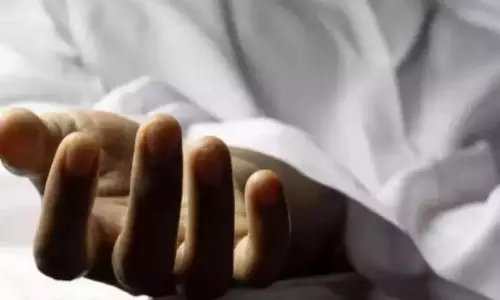 Hyderabad: हिट-एंड-रन में डिलीवरी एजेंट की मौत Hyderabad: हिट-एंड-रन में डिलीवरी एजेंट की मौत