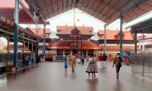 KERALA :  गुरुवायुर देवस्वोम के पास 1085 किलो सोना