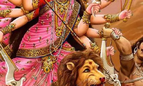 आप अपने जीवन में माँ दुर्गा के 9 रूपों से 9 शिक्षाएँ सीखेंगे