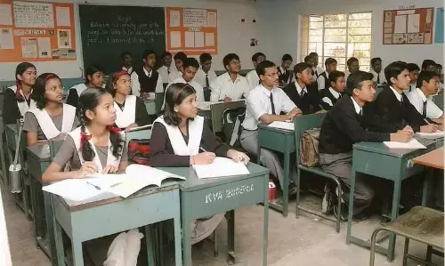 Sikkim : शेरपा भाषाओं को मान्यता देने में सीबीएसई को बाधाओं का सामना करना पड़ रहा Sikkim : शेरपा भाषाओं को मान्यता देने में सीबीएसई को बाधाओं का सामना करना पड़ रहा
