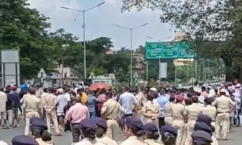 Velingkar की गिरफ्तारी की मांग को लेकर गोवा में प्रदर्शन